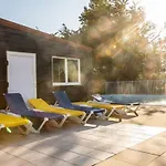 Mobil-home Pour 4 Personnes Avec Terrasse - Api-1-52-341 * Brétignolles-sur-Mer