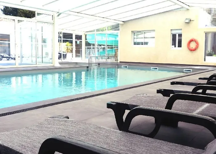 Mobil-home Pour 4 Personnes Avec Terrasse - Api-1-52-341