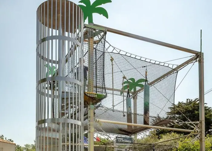 אתר קמפינג Mobil-home Pour 4 Personnes Avec Terrasse - Api-1-52-341 Brétignolles-sur-Mer