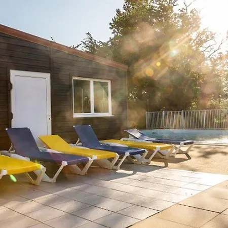 Mobil-home Pour 4 Personnes Avec Terrasse - Api-1-52-341 * Brétignolles-sur-Mer