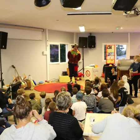 Mobil-home Pour 4 Personnes Avec Terrasse - Api-1-52-341 *